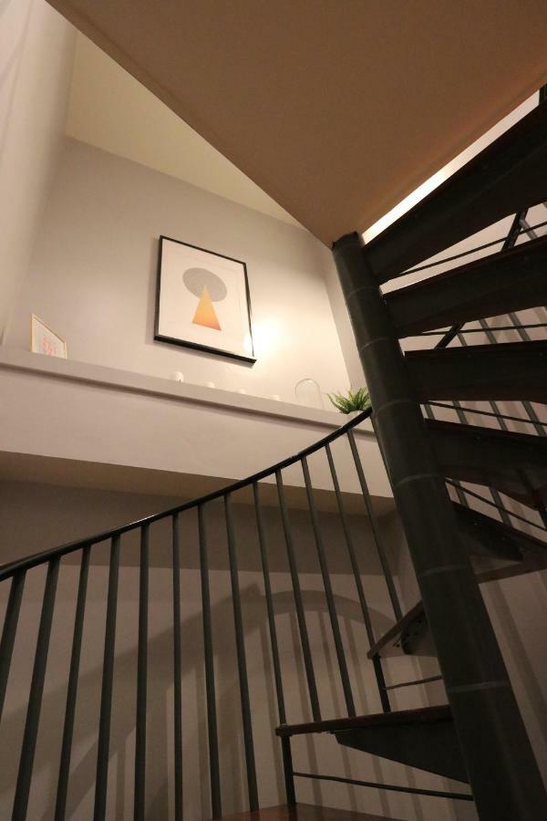 4B Loft Penthouse Industrial Decor With Canal & City Views Coventry Esterno foto
